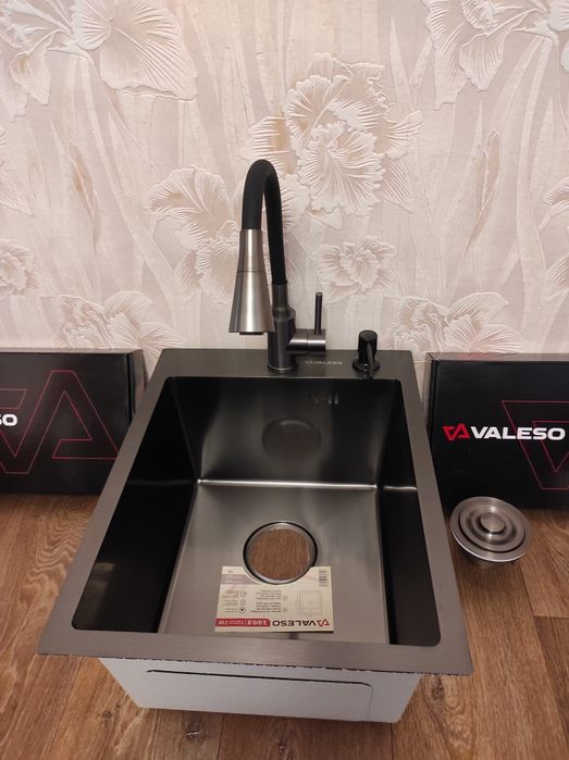 Акция! -27%.Мойка на кухню Valeso hendmade 40*50 pvd чёрная.3 mm.