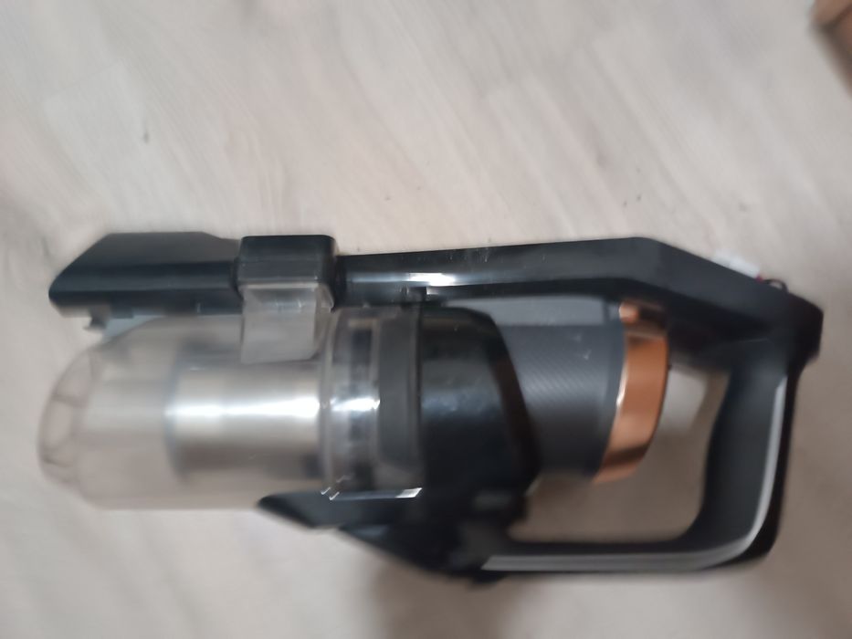 Odkurzacz pionowy  Bissell Icon Advanced 25V. I