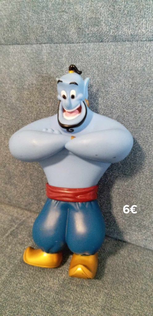 Várias bonecas, Barbie.