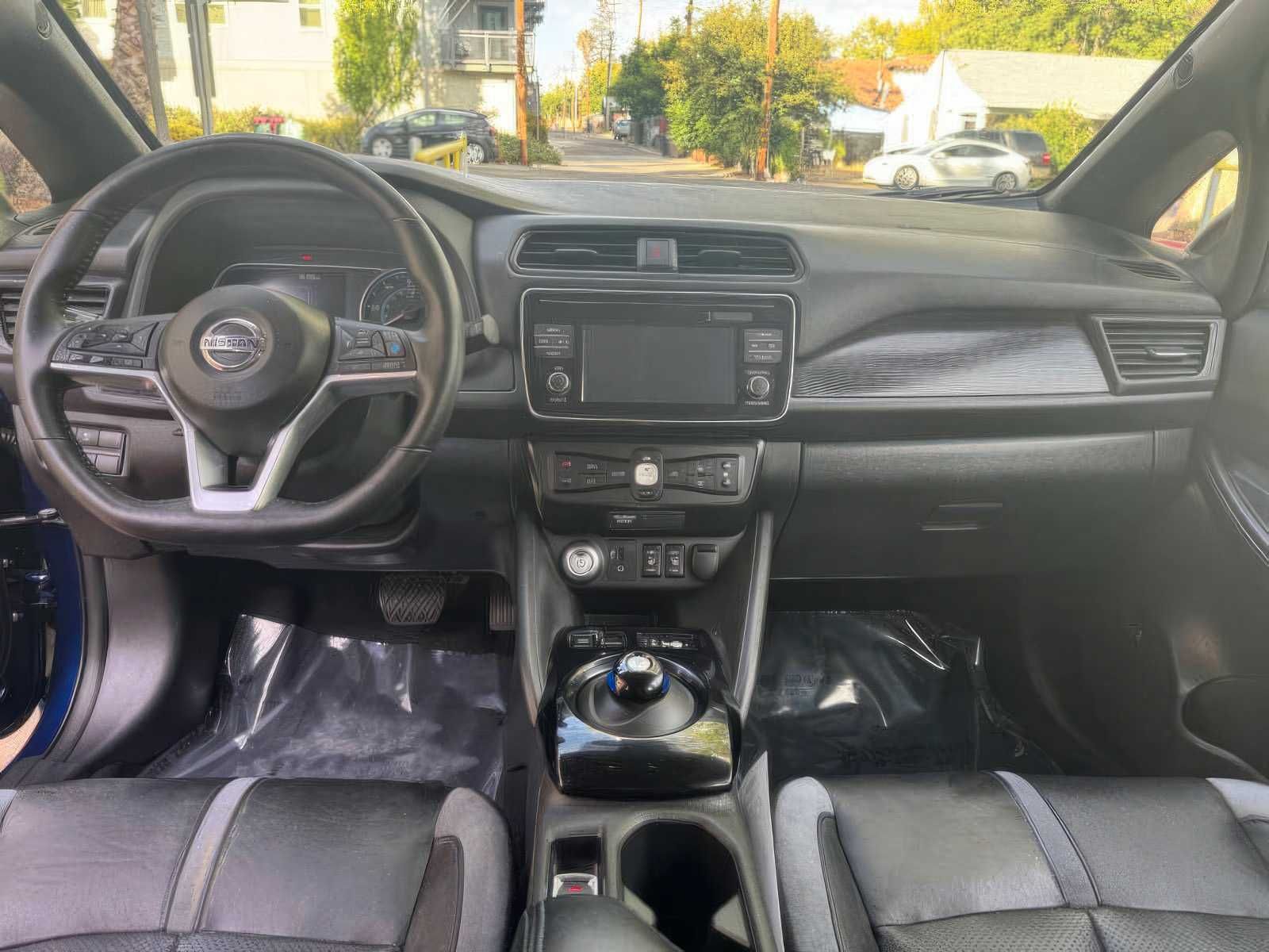 2018 Nissan LEAF SL