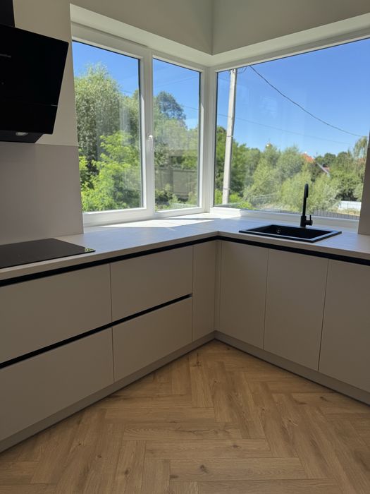 Продаж нового будинку