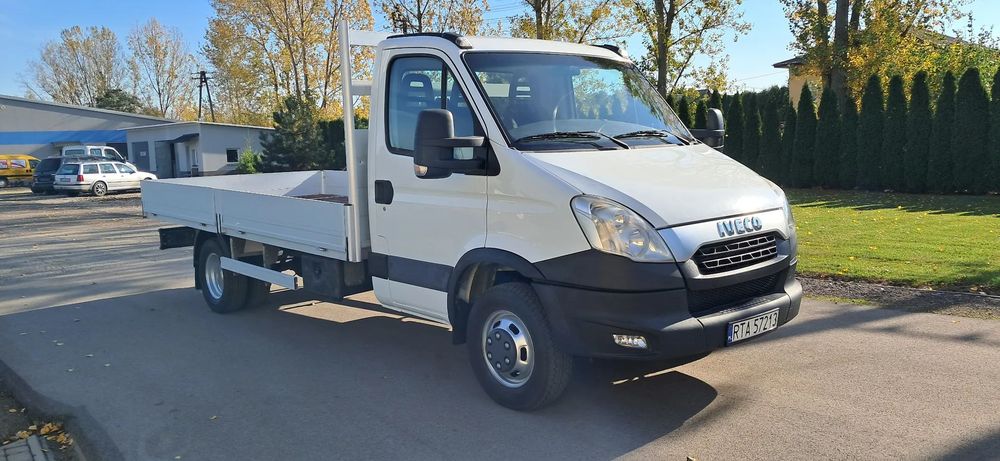Iveco Daily 35C17  2012 rok Skrzynia 4.10 rozstaw Hak Klima Drążki Skrętne Model jak 50C
