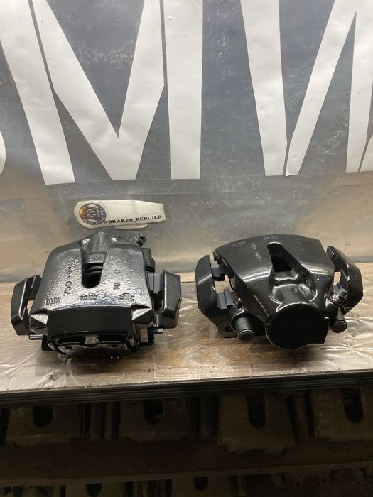 Суппорта на BMW E70 X5 3.0 (правий та лівий, задній та передній)