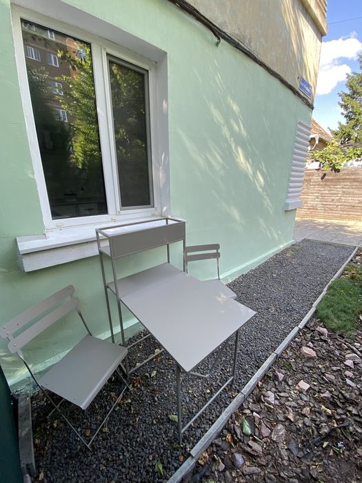 Власник! 2к з двором, паркомісцем, Pet-friendly, світло обговорюється!