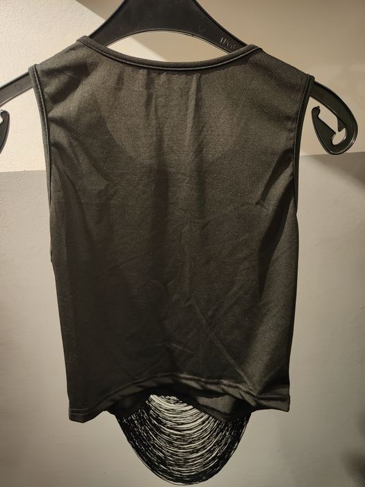 Czarny Top z frędzlami