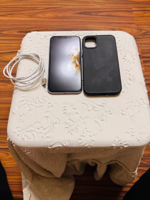 Айфон 11 на 128гб в нармальном состоянии физ сим