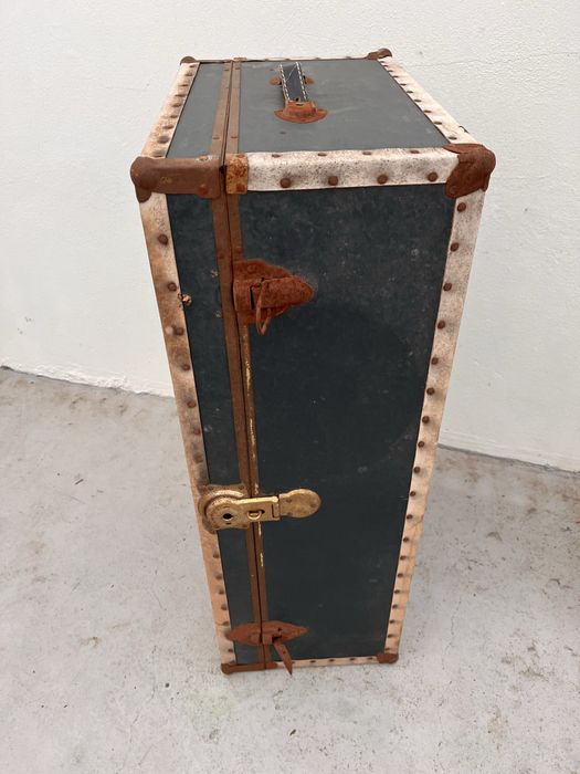 Mala de porâo antiga