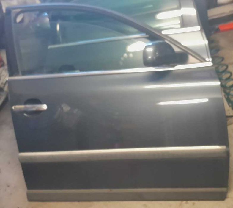 Drzwi prawy przód tył przednie tylne prawe Vw Passat B5 FL LIFT LC7V