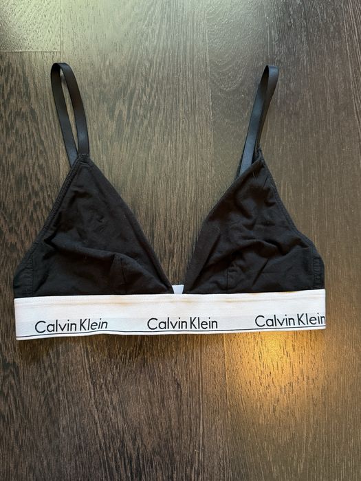 Чорний бралетт Calvin Klein з еластичною гумкою