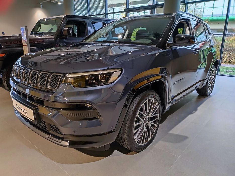 Jeep Compass SUMMIT MY25 MHEV T4 Turbo 130KM DCT7 - Otwierany Szklany dach