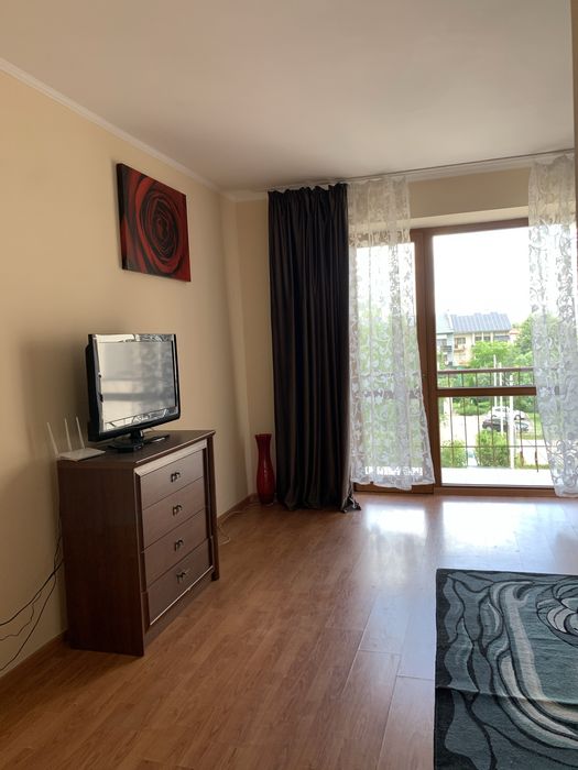 Ліжко, шафа, прихожа, комод