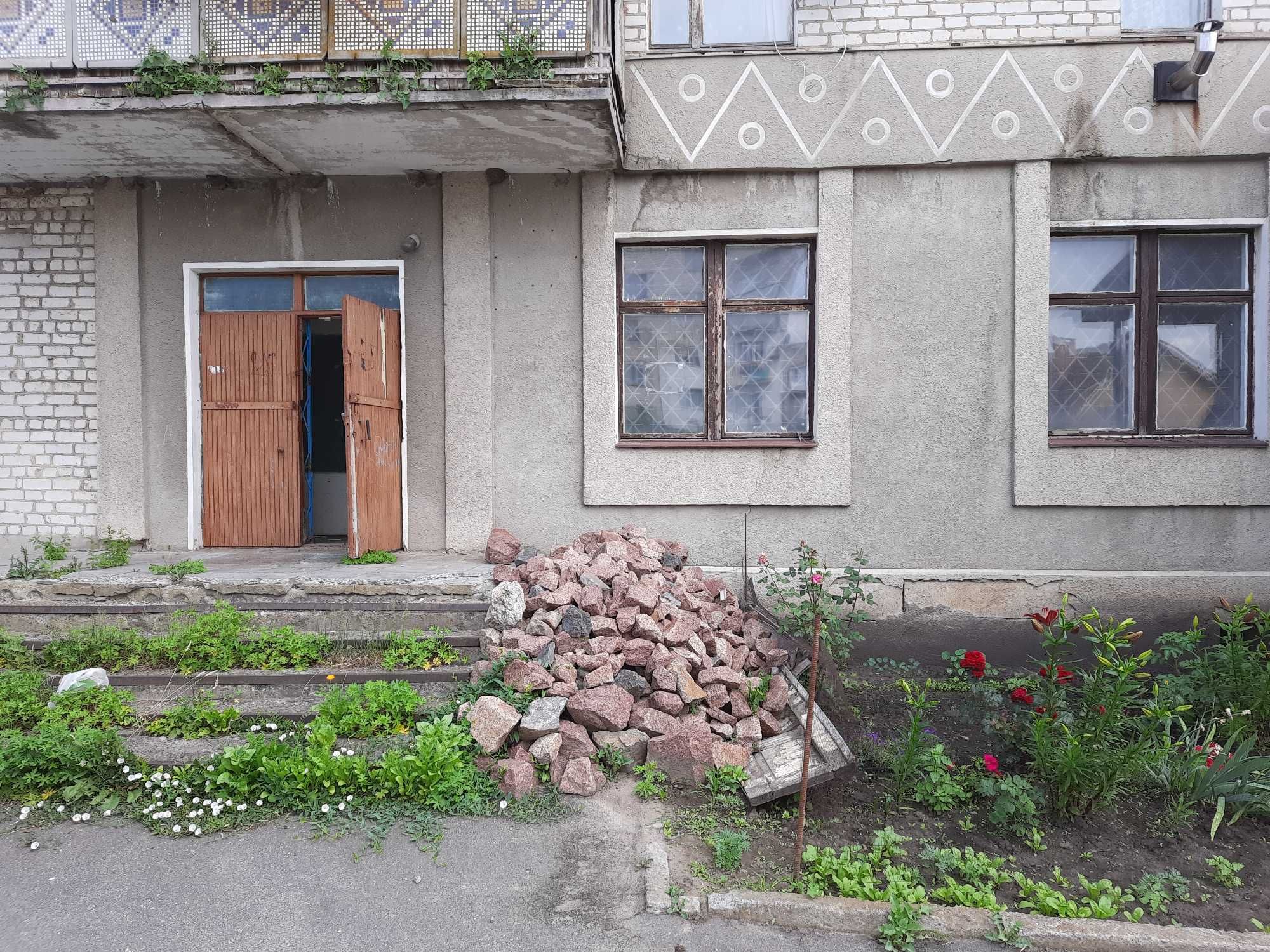 Продам нежитлове приміщення в м.Чуднові