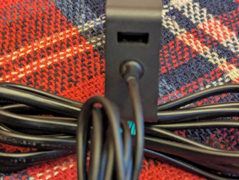 Блок живлення для планшетів Microsoft (model 1625) 12В, 2.58 А