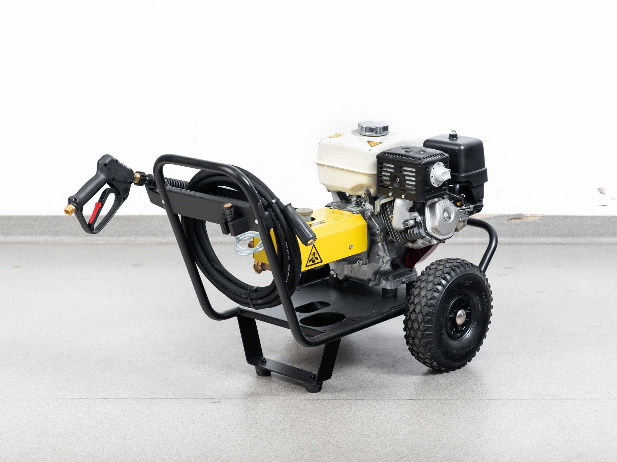 MYJKA CIŚNIENIOWA KARCHER HD 901 B HONDA GX270 200bar 750l/h 5000netto