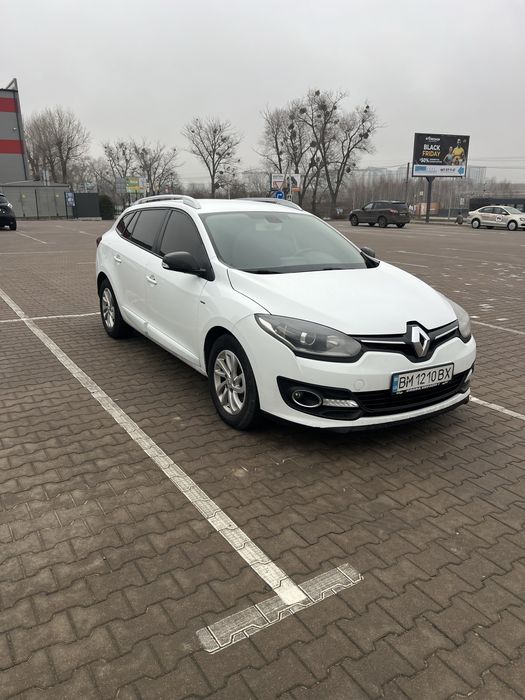 Продам renault meganе 2015 года 1.5 дизель Limited в родной краске