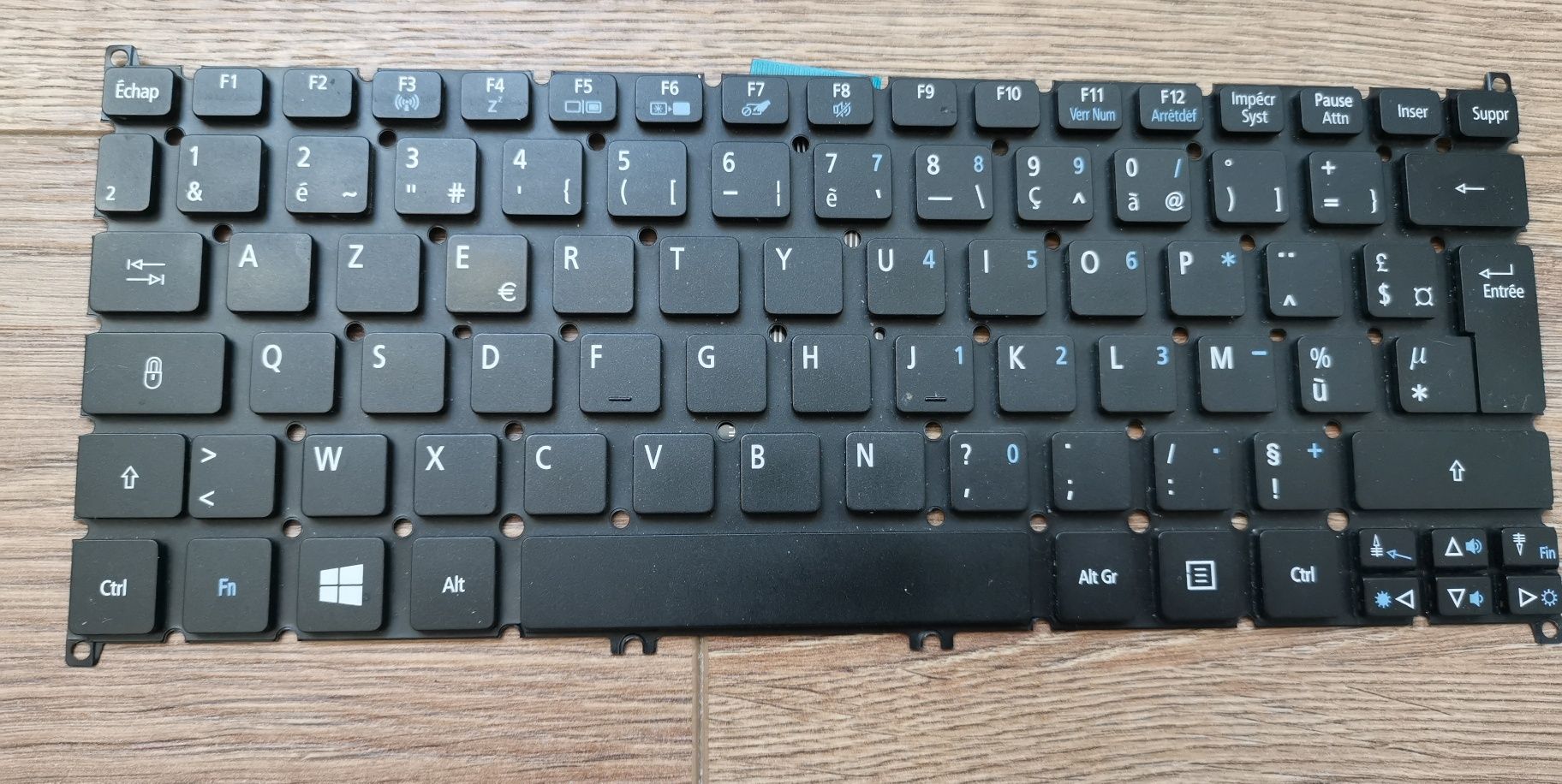 Продам новую  клавиатура для ноутбука
