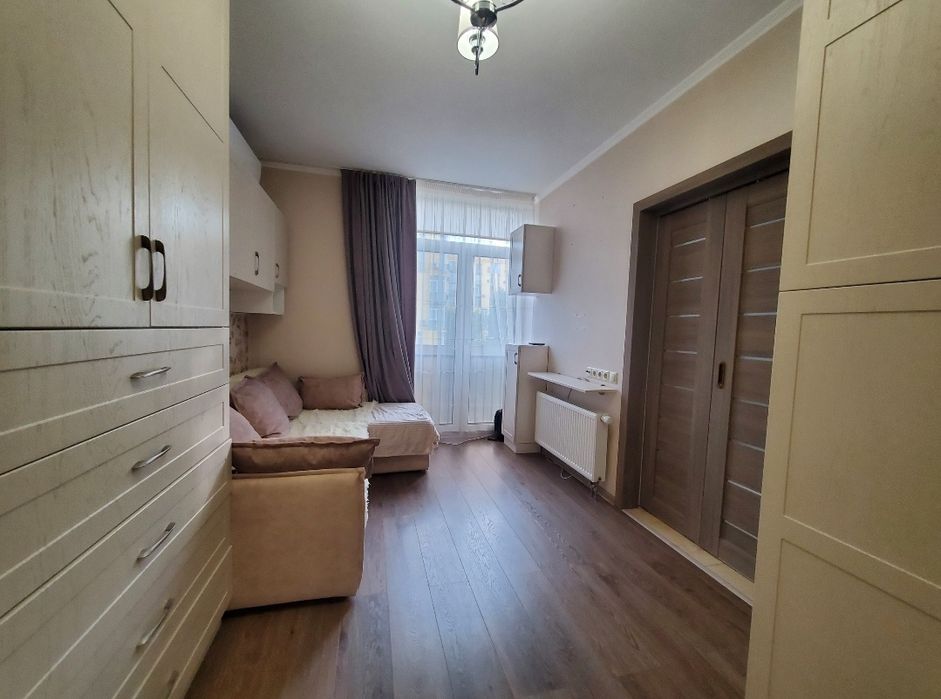 Продам 1к. квартиру в ЖК "Комфорт таун", Регенераторна 4