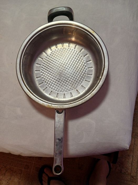 Сковорода в отличном состоянии