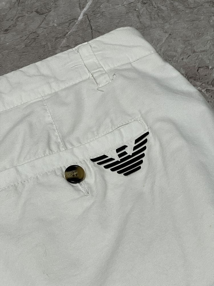 Лляні шорти Emporio Armani EA7