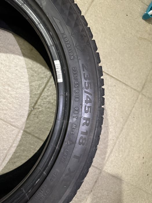 Продам резину Continental 235/45 R18, комплект 11000тис. грн