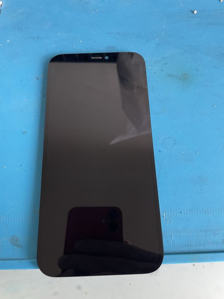 Iphone 12 12 pro oryginalny wyświetlacz ekran