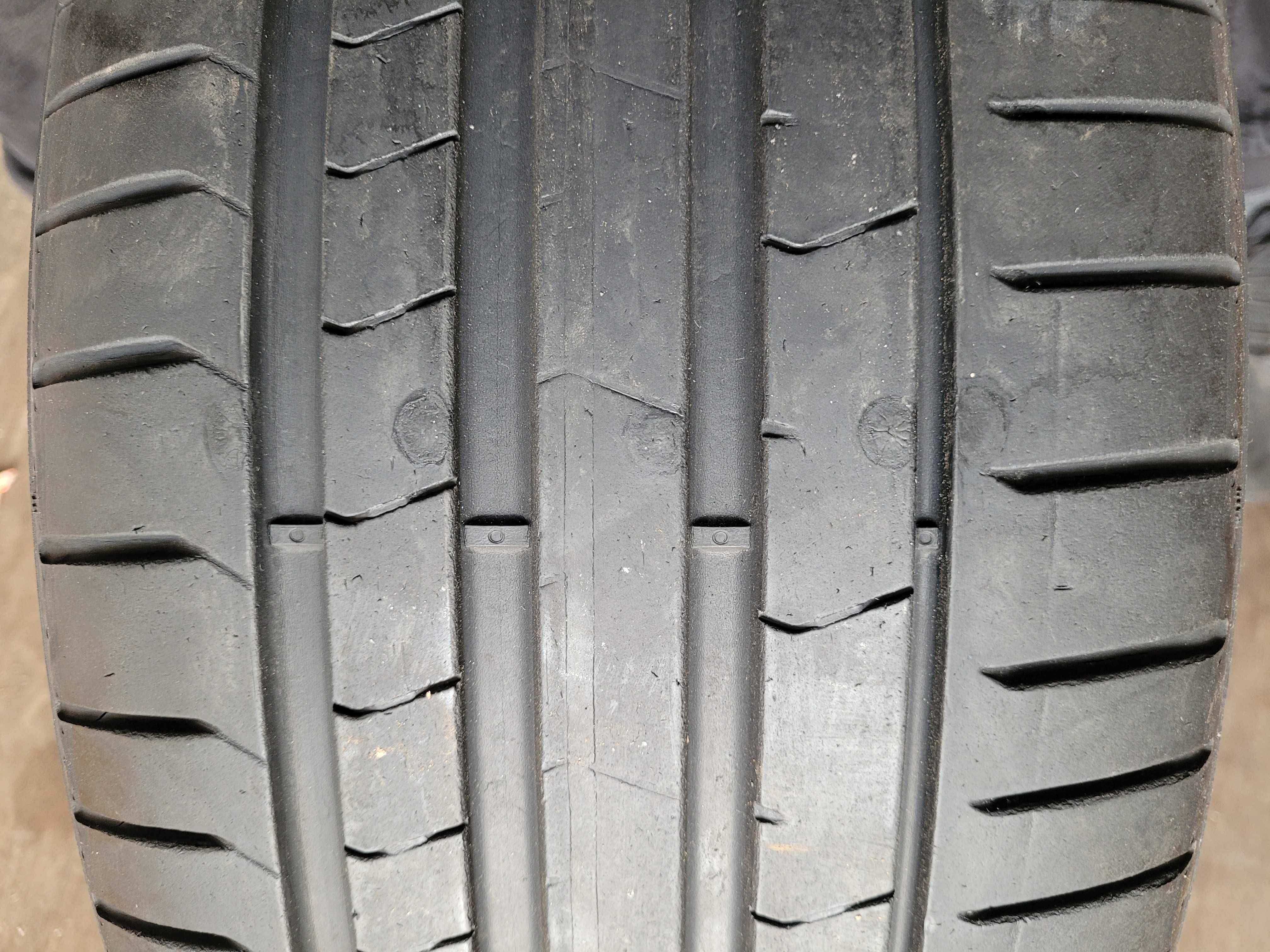 Opony 235/35 19 Pirelli PZero