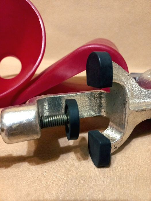 Соковыжималка чугунная. Соковыжималка ручная. Соковыжималка  советская