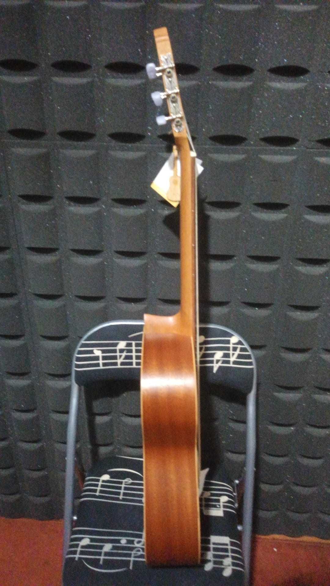 Guitarra Classica APC - GC200OP