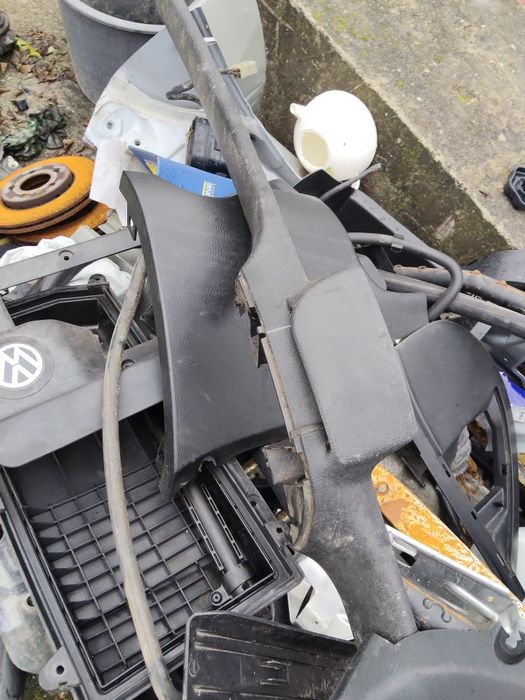 Porta luvas golf 4 e forras da mala e plásticos interiores