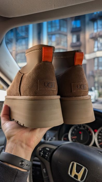 Оригінал Угги , Classic Mini Dipper колір  : chestnut
  Ugg коричне