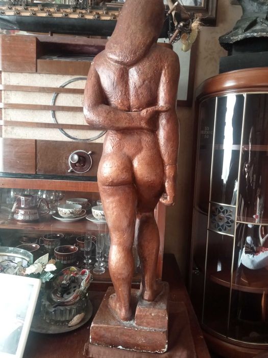 Duża rzeźba akt kobiecy stara rzeźba lata 30-ste-50-te 20w.