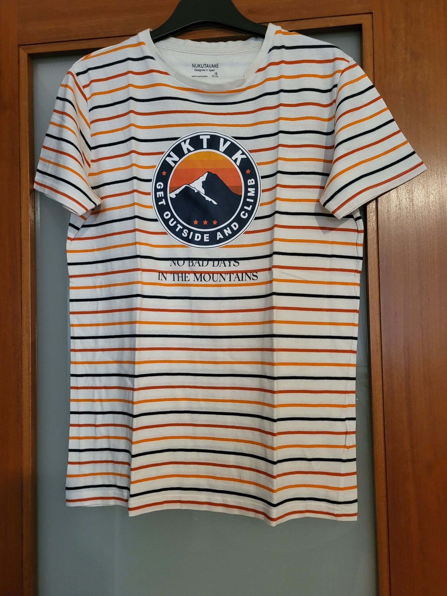 T-shirts tamanho 18 anos