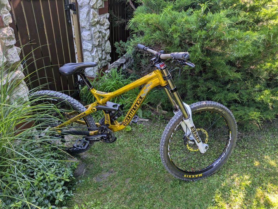 Rower zjazdowy Commencal Supreme v3 DH/FR roz. M