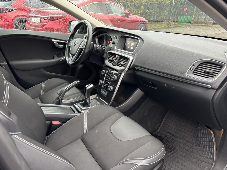 Volvo v40 2.0 diesel