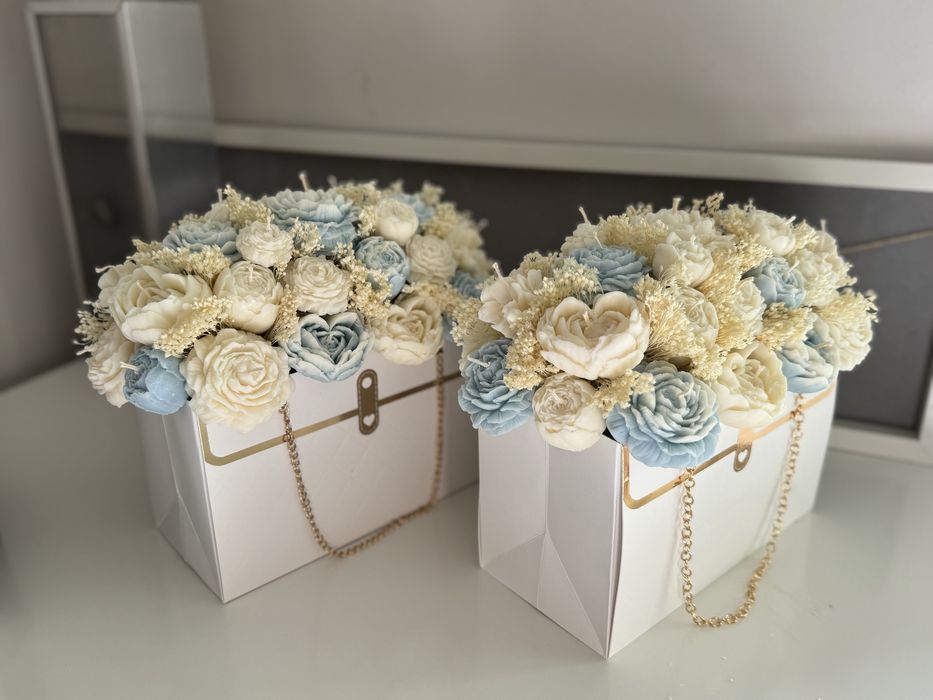 Duży bukiet z wosku sojowego / Candle Flower Box