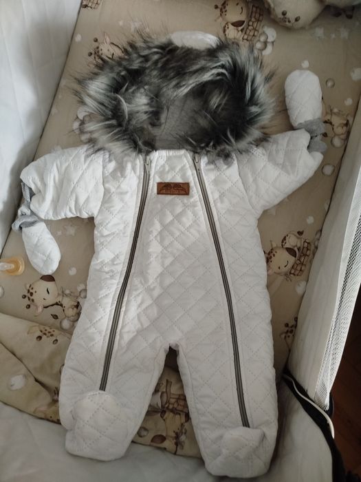 Nowy kombinezon Zyzio Zuzia r. 62