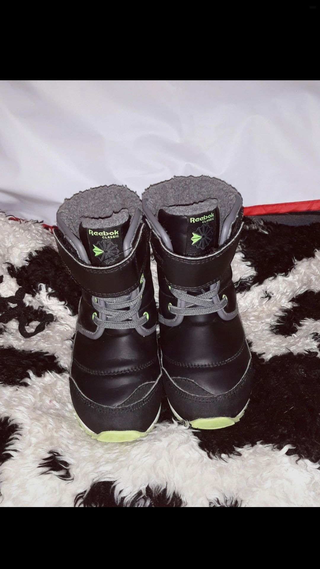 Zimowe buciki Reebok 24.5 stan idealny wysyłka olx lub pobranie