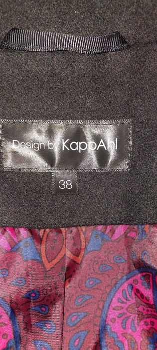 Damski płaszcz wełniany - 52% wełny