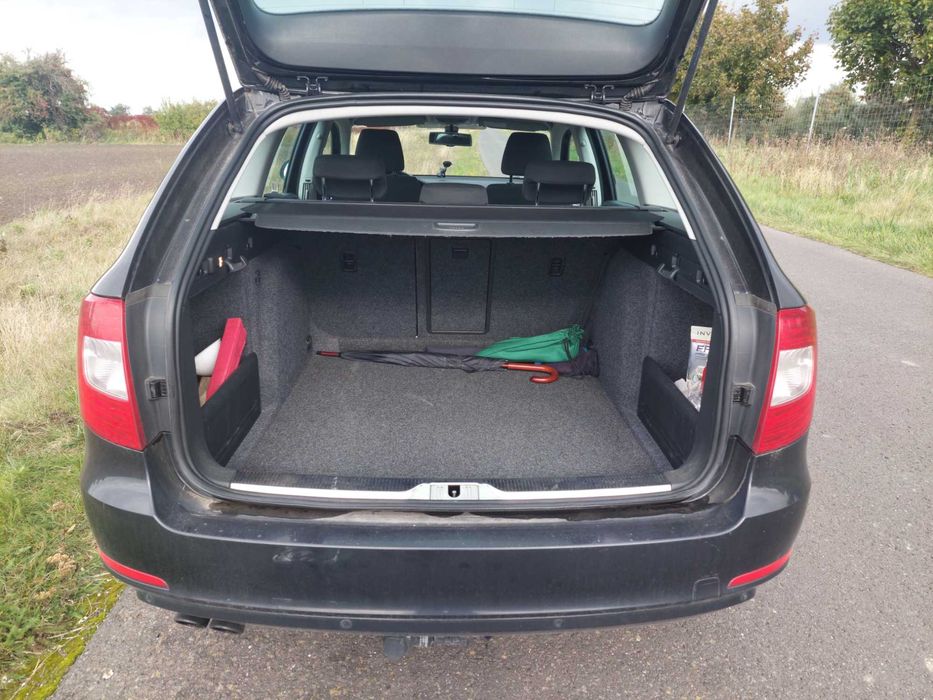 Skoda Superb 2014 r. 2.0 diesel kombi DSG