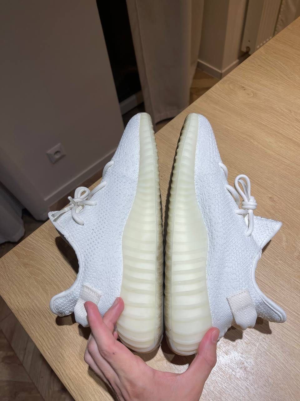 adidas Yeezy boost 350 v2 cream white 44 bone white black carbon zebra