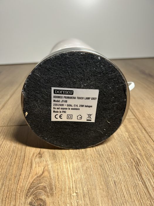 Lampka w motyle włączana na dotyk