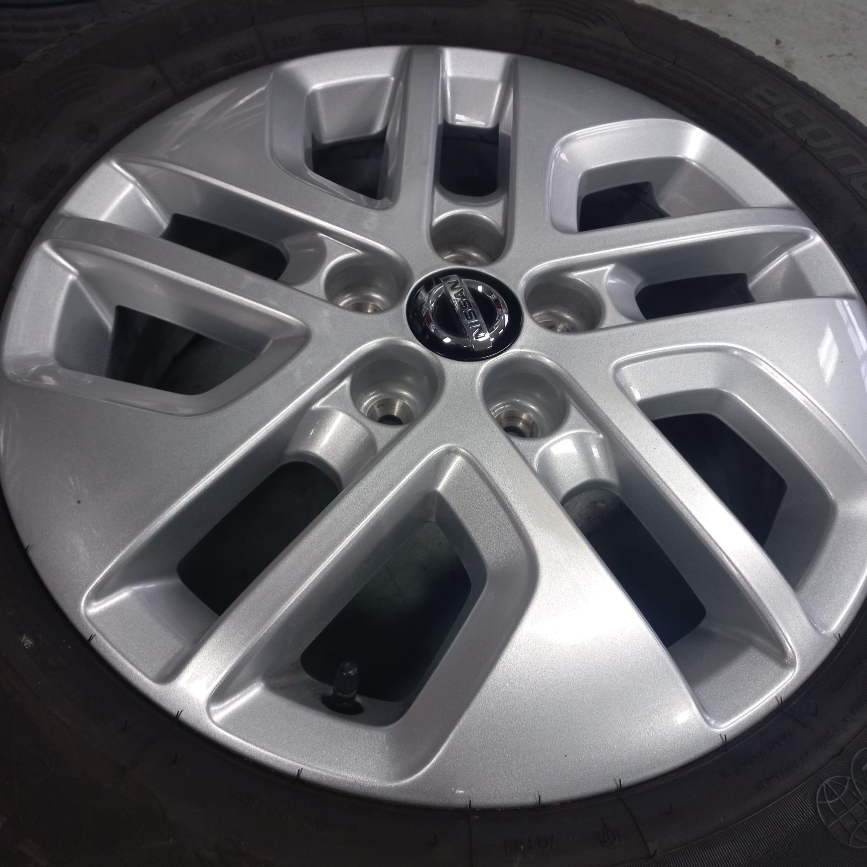 Koła Letnie TRAFIC VIVARO PRIMASTAR 17" 5x114.3 Stan Jak Nowe !