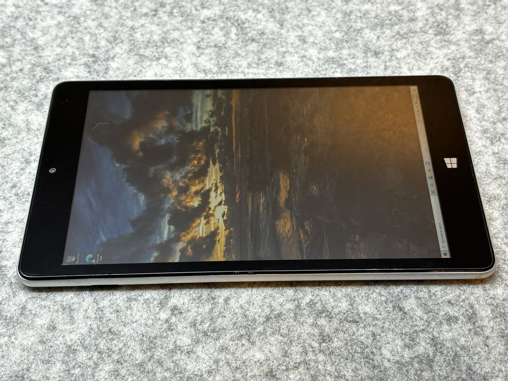 Tablet Nuvision 8” / 32gb / windows 10 / okazja!