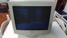Monitor CRT Panassonic 17", PanaSync SL70i