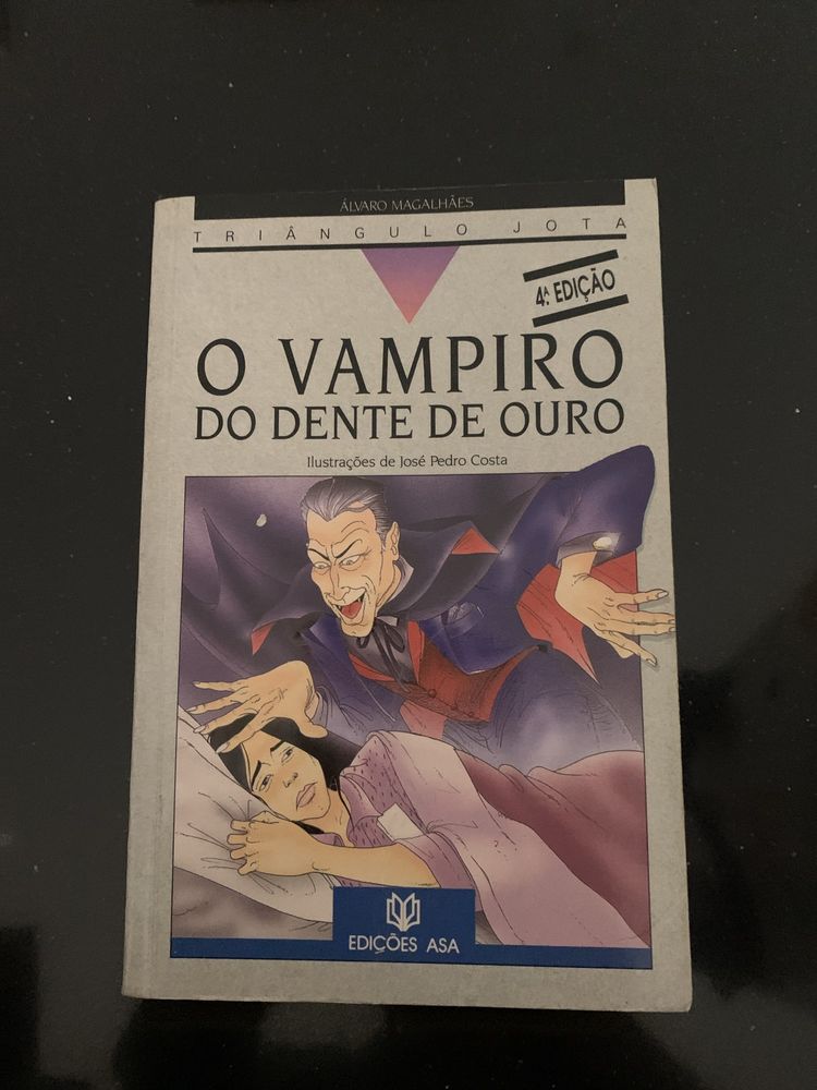 Livro - Triângulo Jota - Álvaro Magalhães