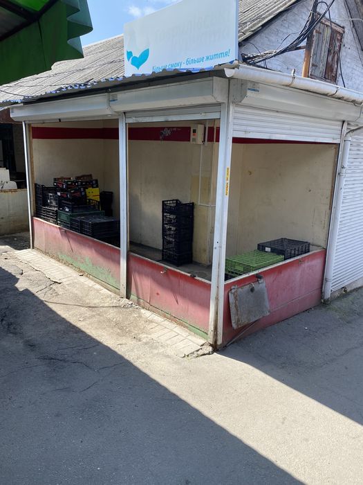 Сдам киоск на Анголенко на продуктовом рынке на проходняке