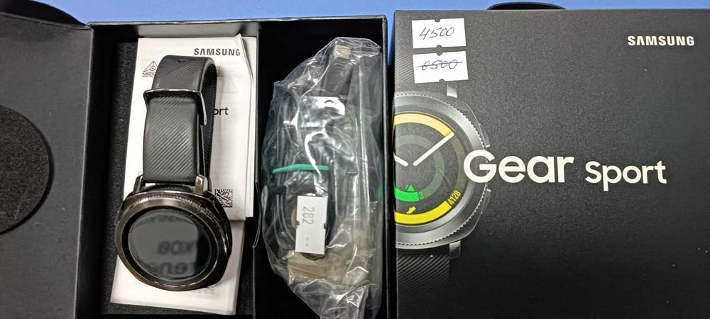 Смарт-годинник Samsung Gear Sport SM-R600