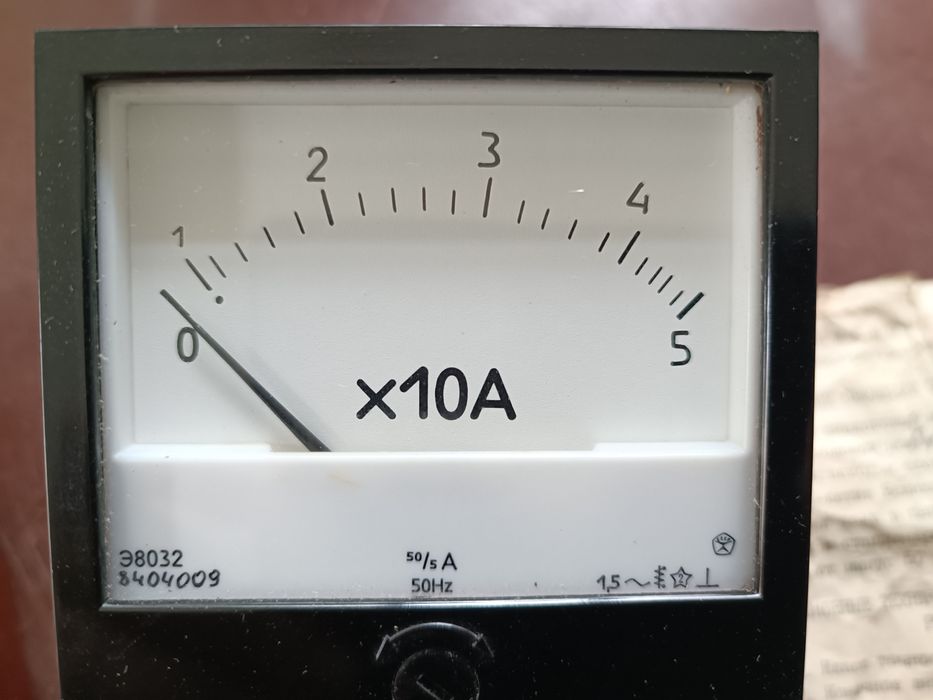 Продам амперметр аналоговый малогабаритный щитовой типа Э8032