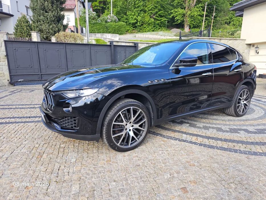Maserati Levante Pierwszy właściciel, samochód bezwypadkowy, garażowany, faktura VAT