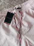 Krótkie spodenki, szorty regular Tommy Hilfiger, różowe monogram L